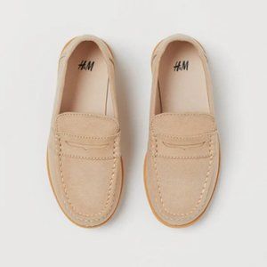 Kids H&M Beige Marci Loafer shoes NEW size 1